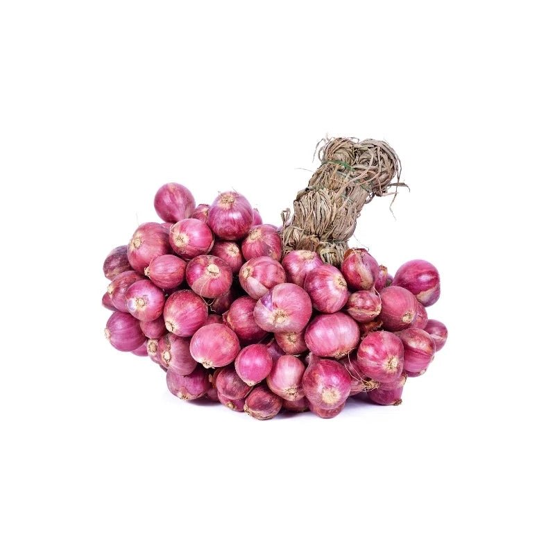 Fresh bunch shallots, whole shallots with stems, 5kg bulk pack isolated on white background