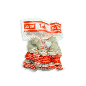 Chaiyo beef tendon meatballs, chewy beef balls with tendon, 500g pack isolated on white background