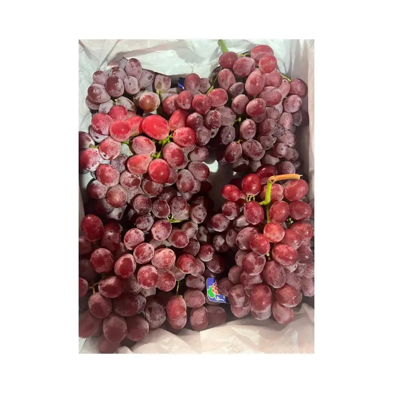 Duck Brand Seedless Red Grapes (Total Weight Including Basket 4.5kg)
