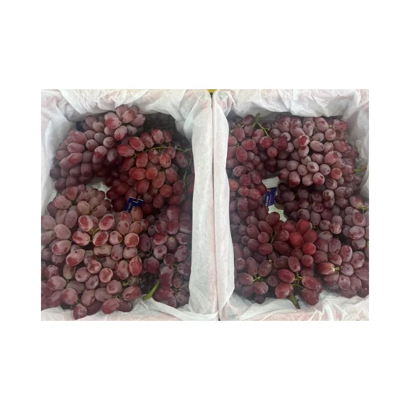 Duck Brand Seedless Red Grapes (Total Weight Including Basket 4.5kg)