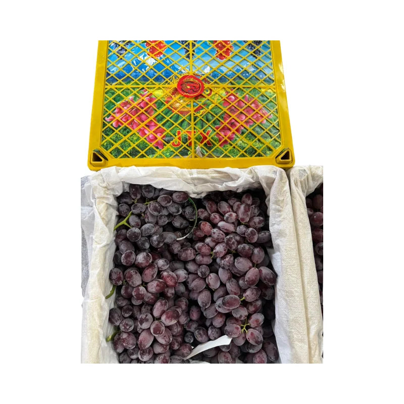 JTX Swan Brand Seedless Red Grapes (Total Weight Including Basket 4.5kg)