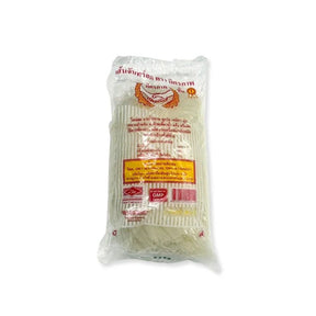 Mittraphap Chanthaburi rice noodles, dried rice noodles, 1000g pack isolated on white background