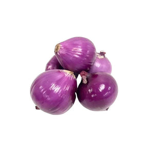 Fresh peeled red onions, ready-to-use onion bulbs sold per kg isolated on white background