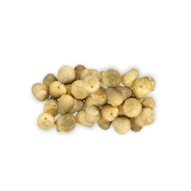 Fresh medium straw mushrooms, tender white mushrooms, 500g pack isolated on white background