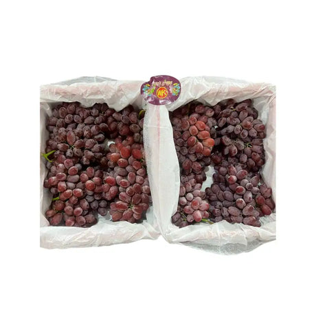 WK Brand Seedless Red Grapes (Total Weight Including Basket 4.8kg)