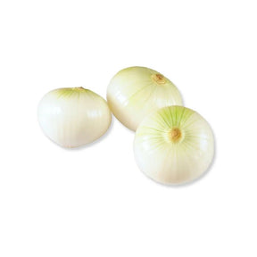 Fresh peeled yellow onions, ready-to-use onion bulbs, 500g pack isolated on white background